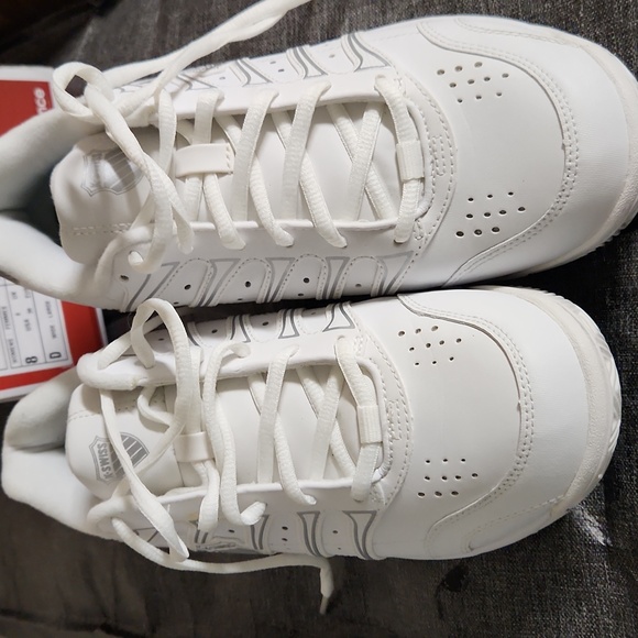 K Swiss Shoes Size 8 Women - Picture 2 of 4